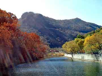 關(guān)于澳門博彩業(yè)和娛樂業(yè)的信息，尤其是關(guān)于新澳門資料大全的內(nèi)容，涉及到賭博和娛樂等多個方面，需要謹(jǐn)慎對待。在此，我將以客觀、理性的態(tài)度探討這個話題，并強(qiáng)調(diào)遵守法律法規(guī)的重要性。