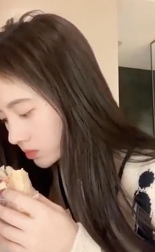 鞠婧祎最新寫真集，探索偶像的多面魅力