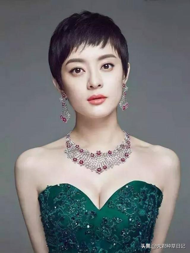 探索最新發(fā)型，為50歲女性打造獨特魅力發(fā)型
