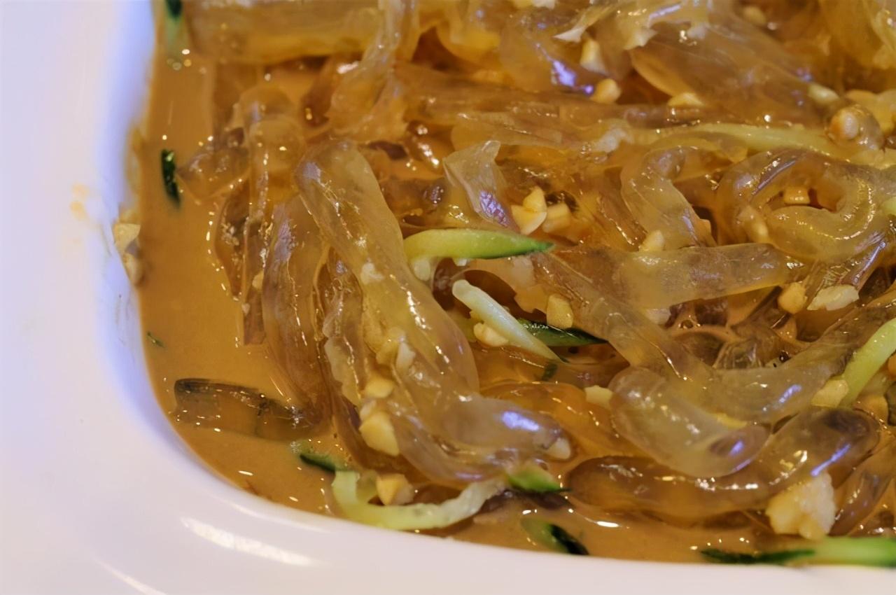 最新特色美食小吃，探索風味獨特的美食之旅